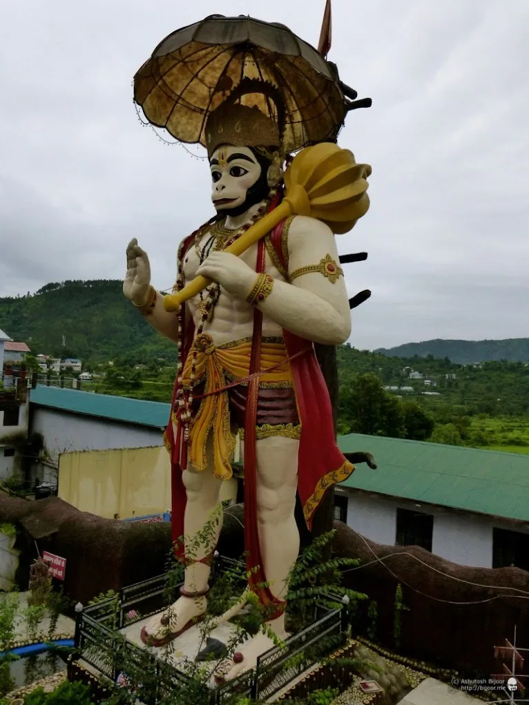 Naukuchiatal Tourism - Hanuman Temple