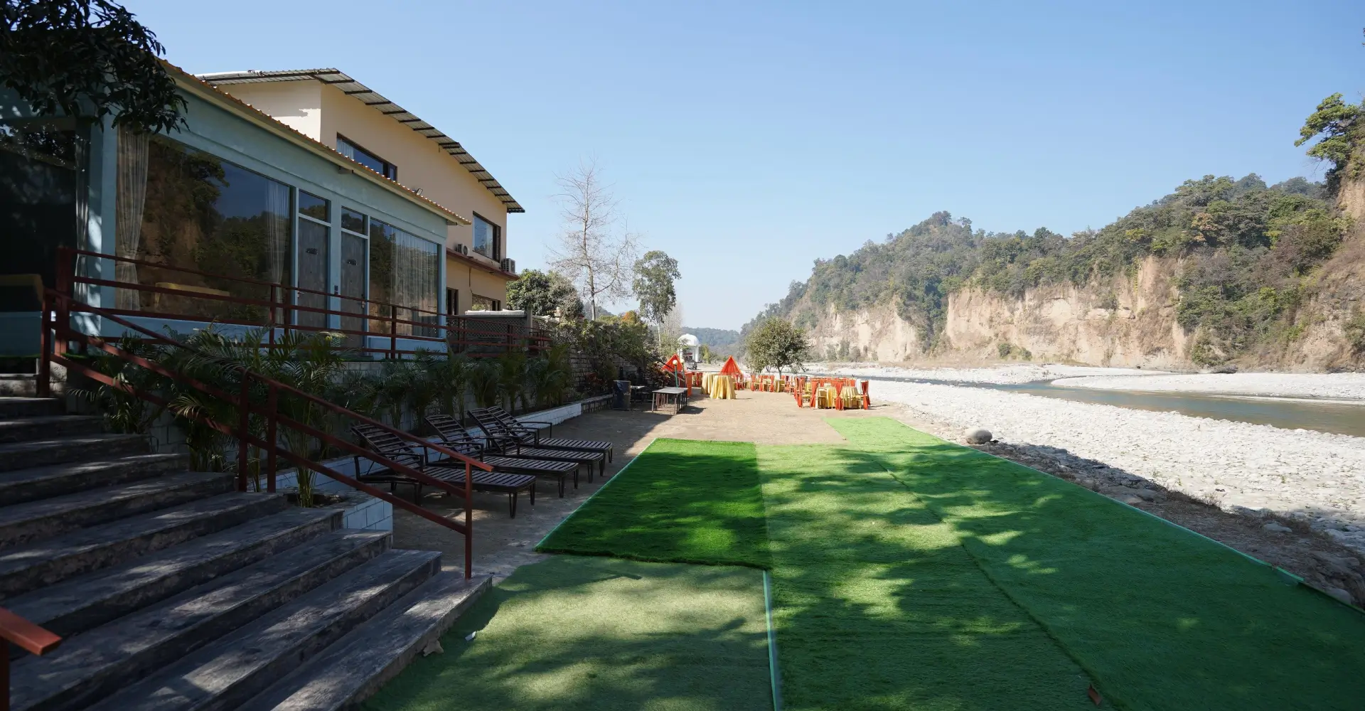 Bel La Monde Riverside Resort