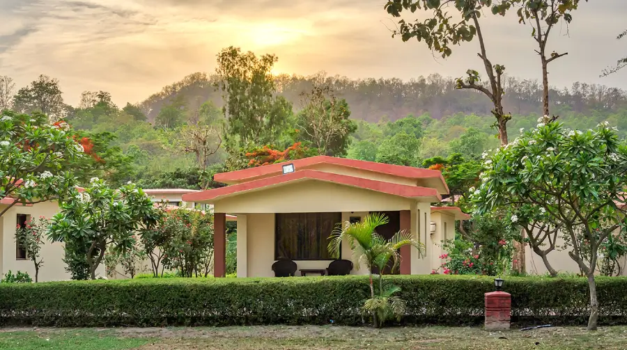 Manu maharani resort
